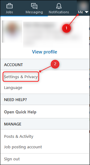 الضغط على أيقونة حساب لينكد إن ثم الضغط على Settings & Privacy