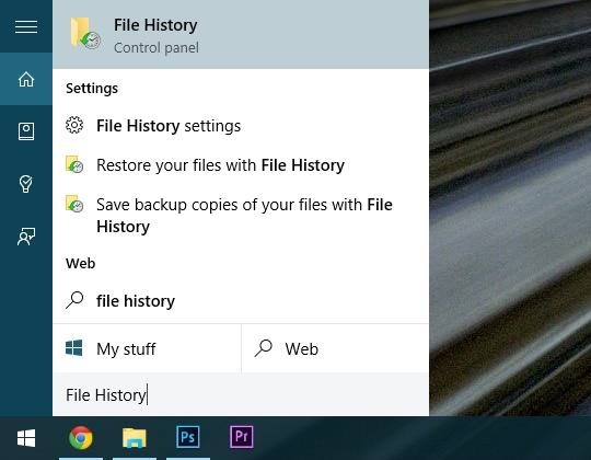 كيفية عمل نسخة احتياطية لنظام Windows 10 بدون برامج