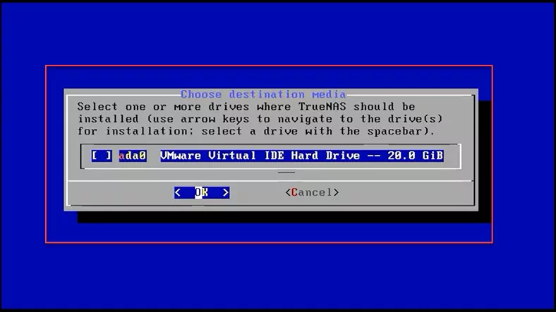 حدد محرك الأقراص حيث تريد تثبيت TrueNAS